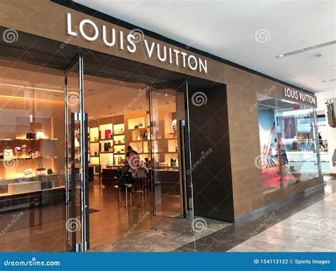 fashion square Louis Vuitton